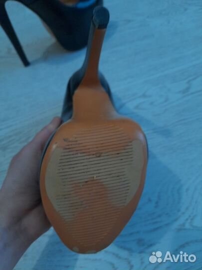 Туфли женские 35 размер черные