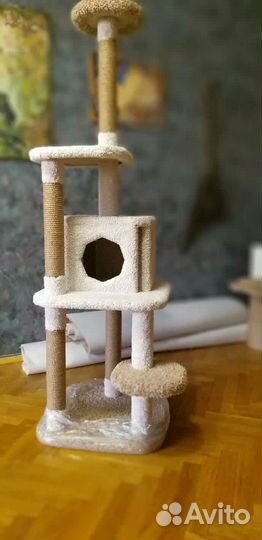 Домик для кошки с когтеточкой