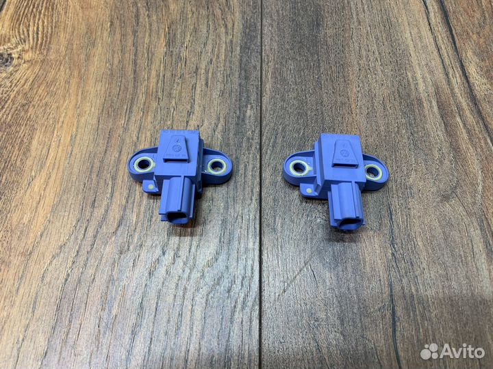 Skoda Octavia A5 Датчик AIR BAG боковой