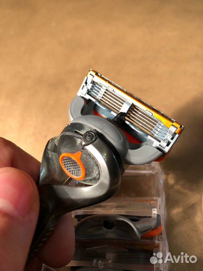 Лезвия для бритвы Gillette Fusion 5