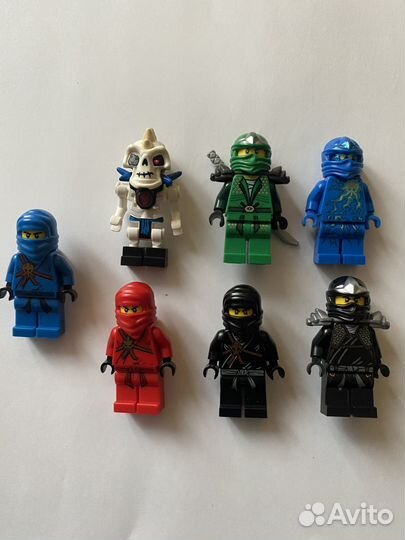 Лот раритетных фигурок Лего Ниндзяго