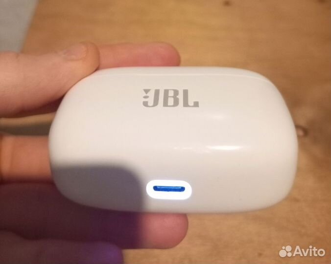 Наушники JBL live 300 tws