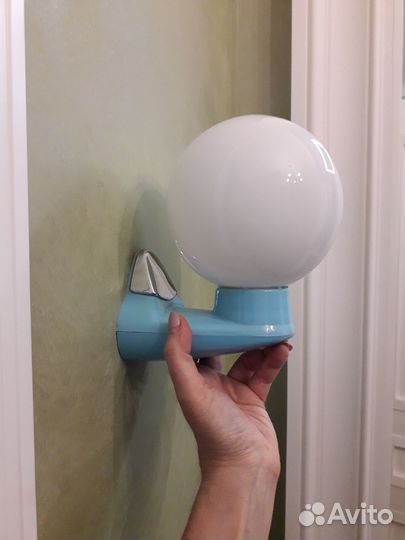 Настенный светильник бра