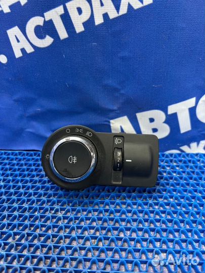 Переключатель света фар Chevrolet Aveo T300