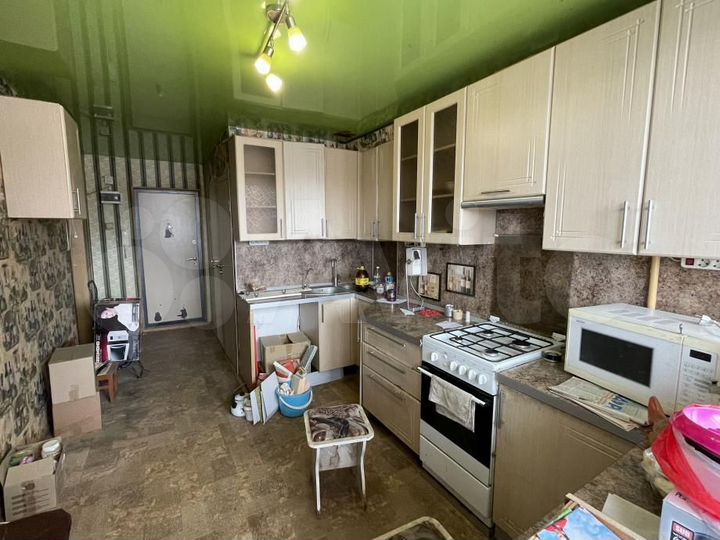 3-к. квартира, 79 м², 6/12 эт.