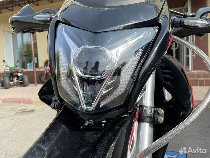 Мотоцикл Avantis MT300 (175 FMM) с птс