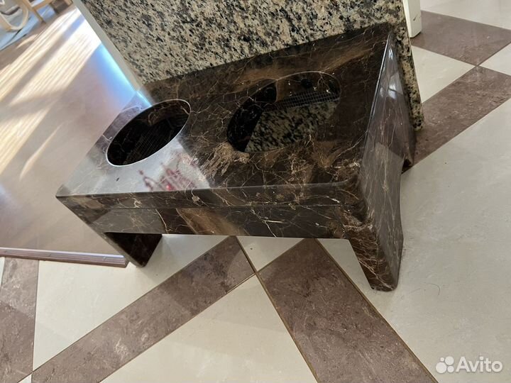 Подставка под миски для собак