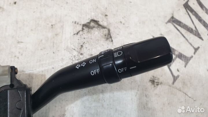 Переключатель под рулевой Toyota Land Cruiser 101