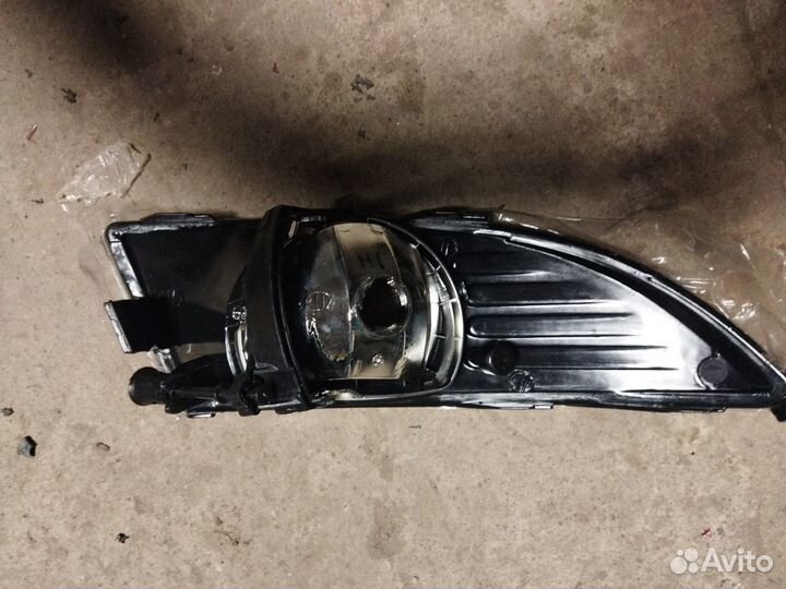 Фонарь противотуманный шкода фабия