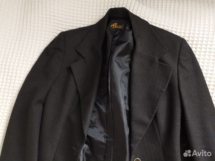 Брачный костюм офисный