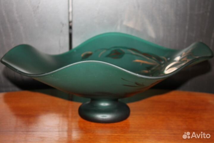 Ваза фруктовница.Матовое стекло