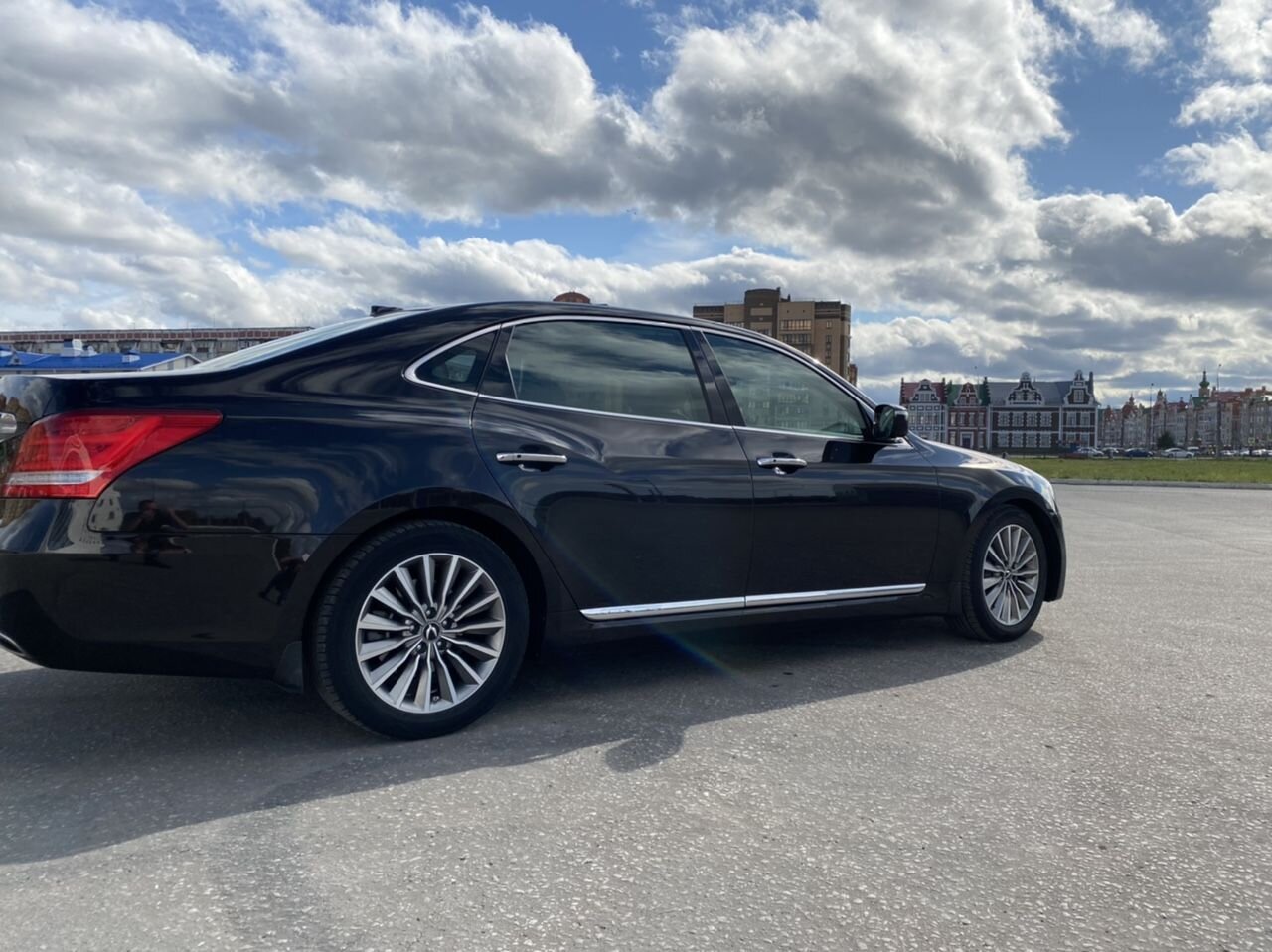 Hyundai Equus: фото владельца