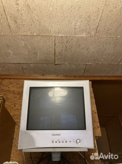 Телевизор самсунг