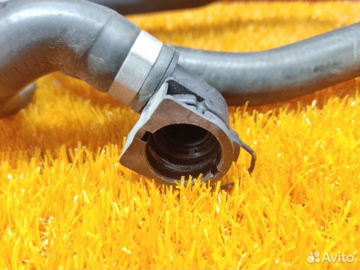 Патрубок системы охлаждения Bmw 3-Series E92