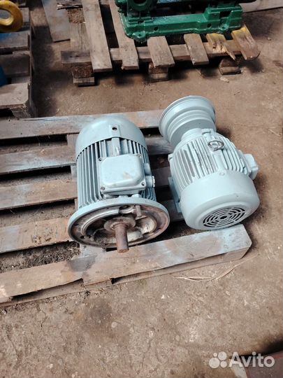 Продам электродвигатели с насосом для мазут и без