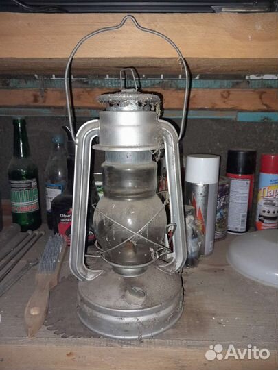 Керосиновая лампа