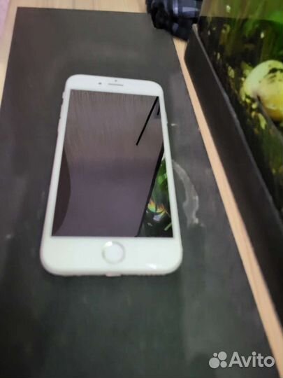 Телефон iPhone 6s