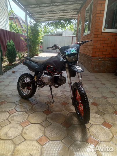 Продам питбайк 125