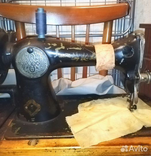 Швейная машина Подольск ручная