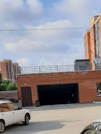 Машиноместо, 14 м²