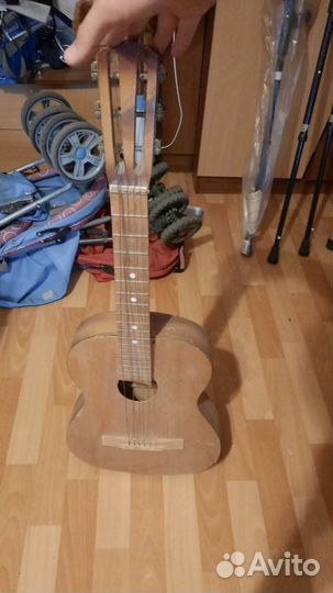 Акустическая гитара бу, ретро фотоаппарат