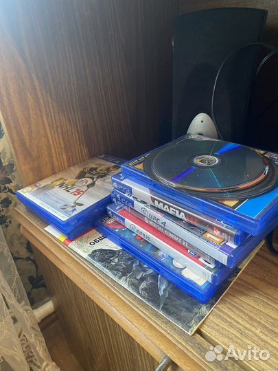 Игровая приставка ps4 бу