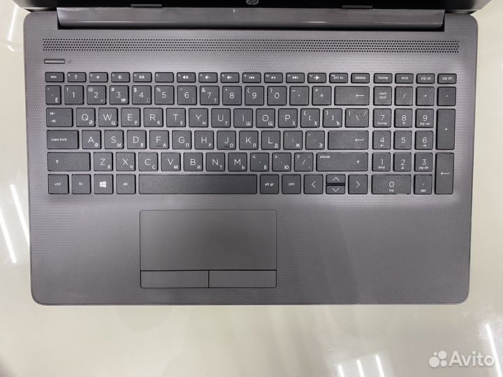 Офисный HP 15.6
