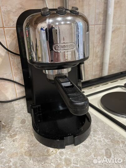 Кофемашина delonghi рожковая