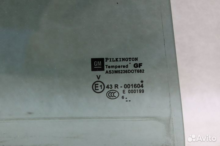 Форточка задняя правая Опель Зафира Б Opel Zafira