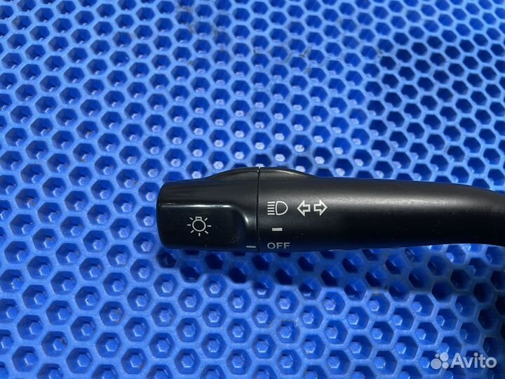 Подрулевой переключатель Toyota Sienna 2