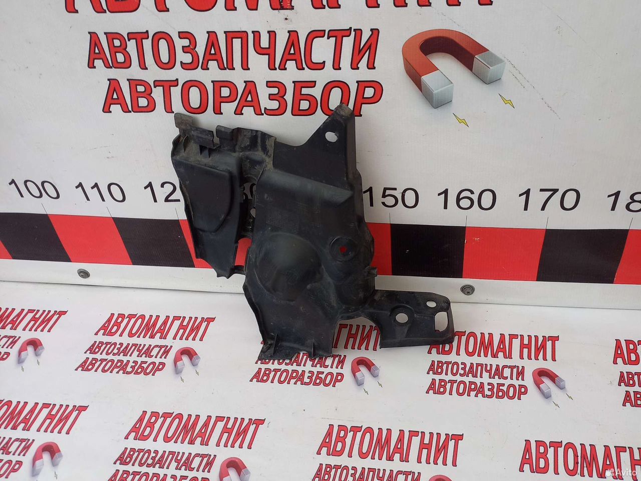 Пыльник двигателя левый Рено Дастер 2 19 н.в