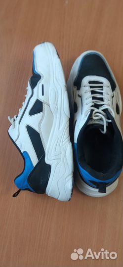 Кроссовки мужские 43 размера