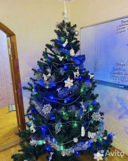 Елка с игрушками бу