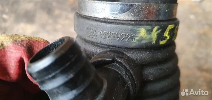 Патрубок воздушного фильтра Opel Zafira C 2013-20