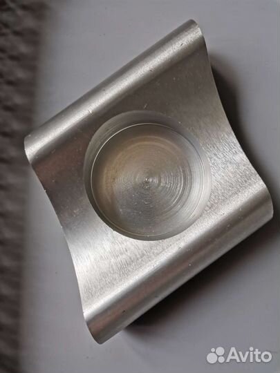 Пепельница металлическая