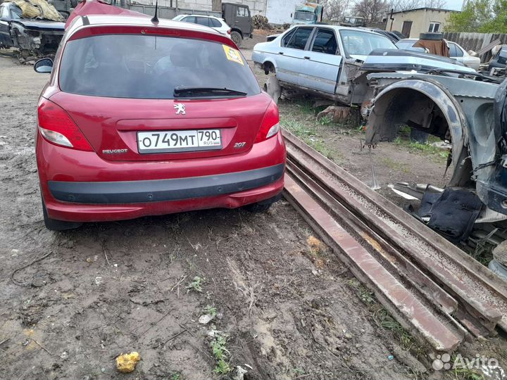 Разбор peugeot 207 робот