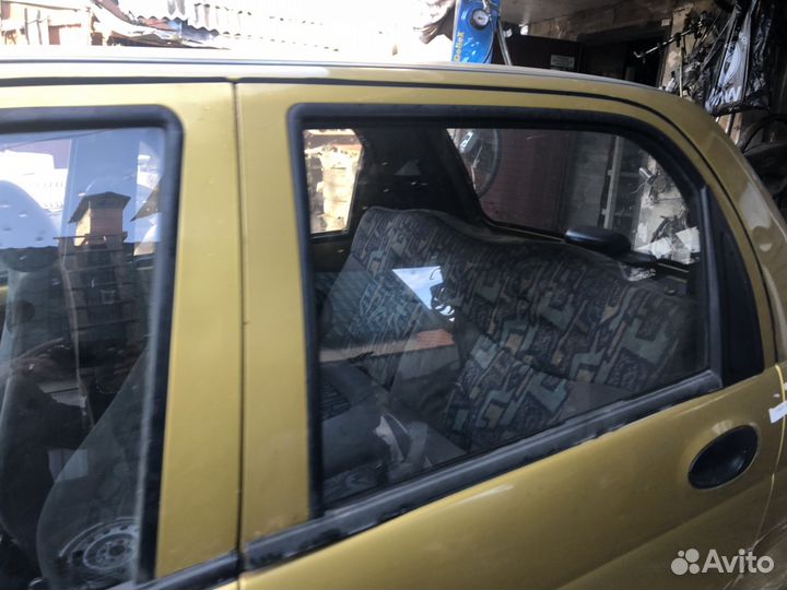 Стекло боковое Дэу Матиз.нексия