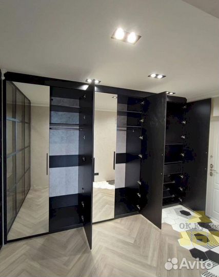 Шкаф двухстворчатый