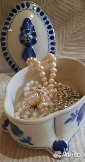 Конфетница, шкатулка 