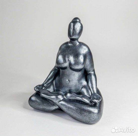 Статуэтка девушка