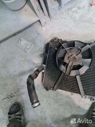 Kawasaki zx9r радиатор be