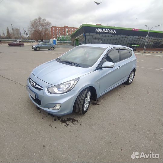 Hyundai Solaris 1.6 AT, 2012, 192 000 км