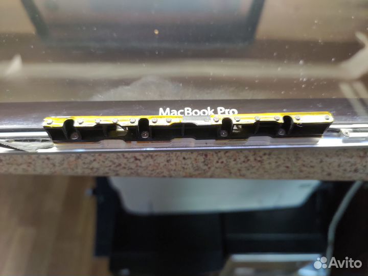 Macbook pro a1297 крышка матрицы
