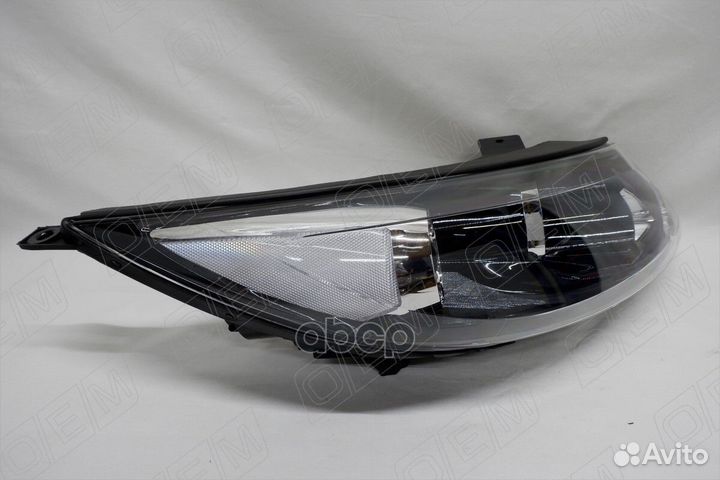 Фара правая Kia Sportage 3 SL (2010-2016) без