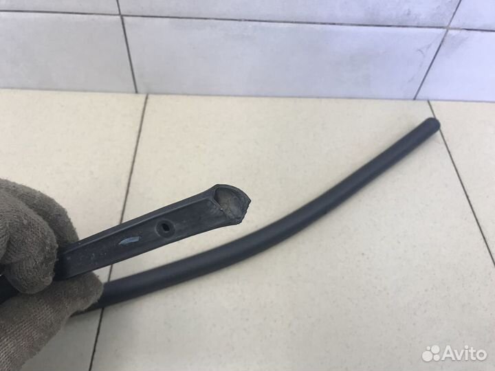 Уплотнитель (внутри) S40 2004-2012