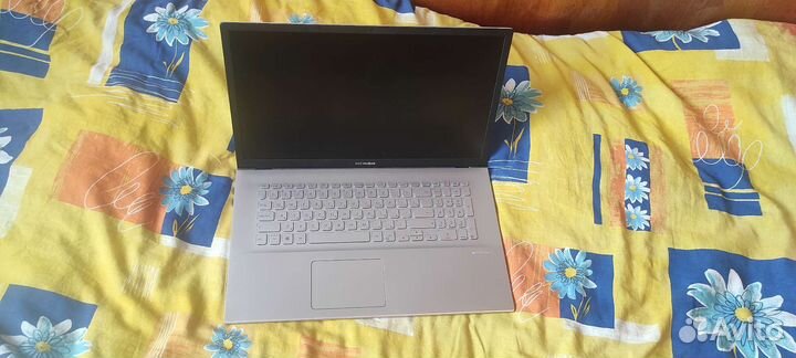 Asus ноутбук 17 дюймов, Intel Core i3-1005G1