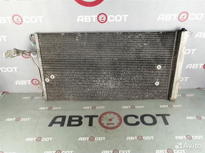 Радиатор кондиционера VW Touareg 7L 20032010