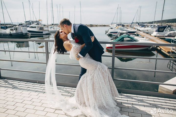 Платье свадебное