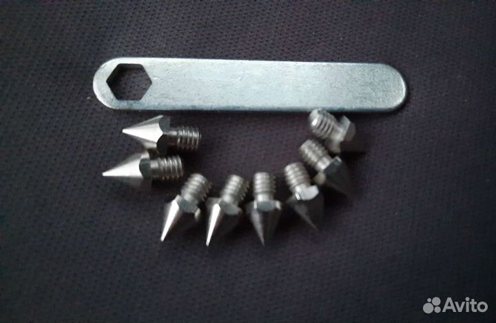 Шипы под сабвуфер и акустику