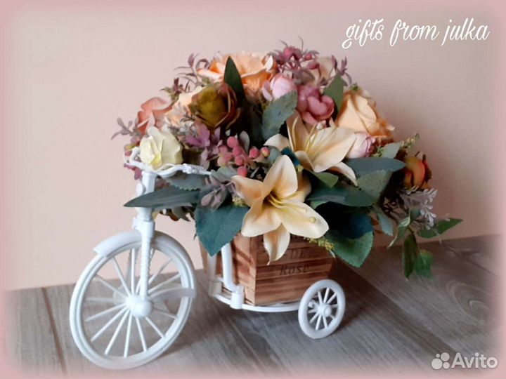 Интерьерная композиция в велосипеде